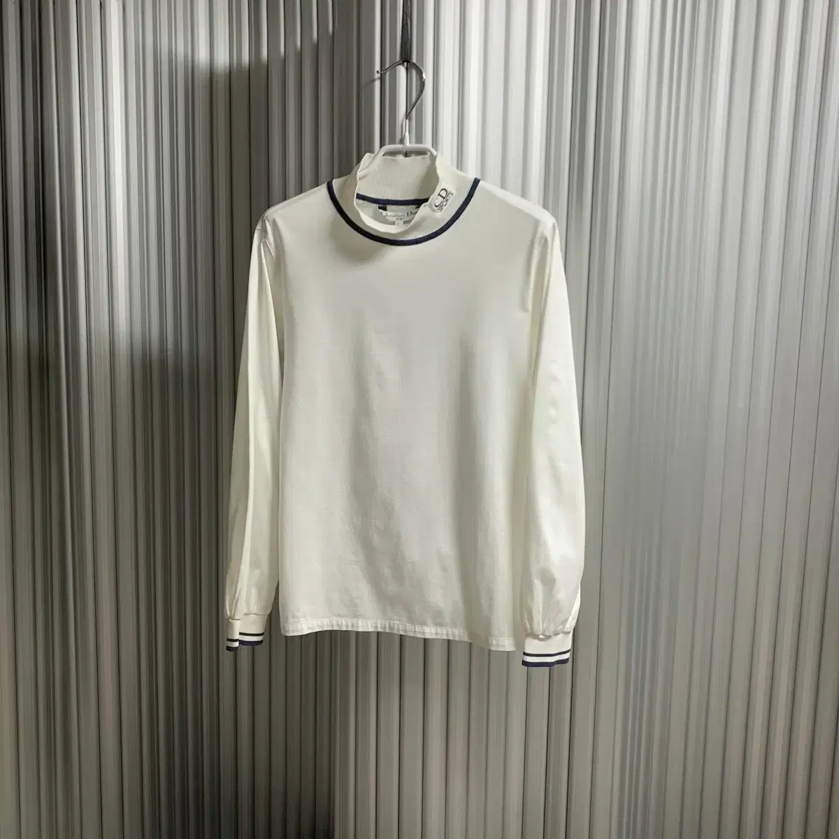 Christian Dior long sleeves