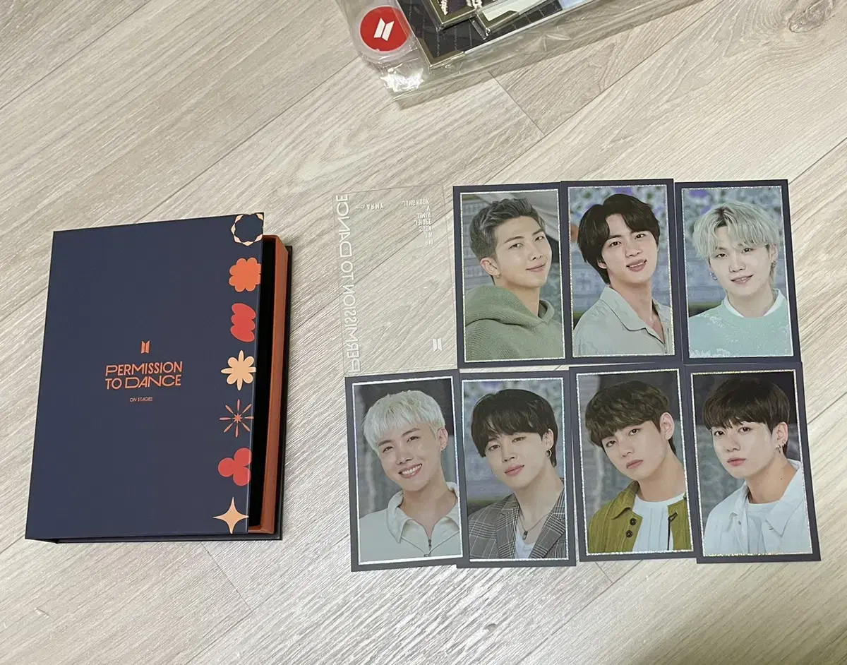 BTS photocard set puttudancon