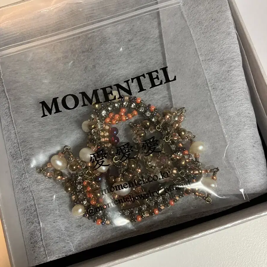 모멘텔 momentel 목걸이