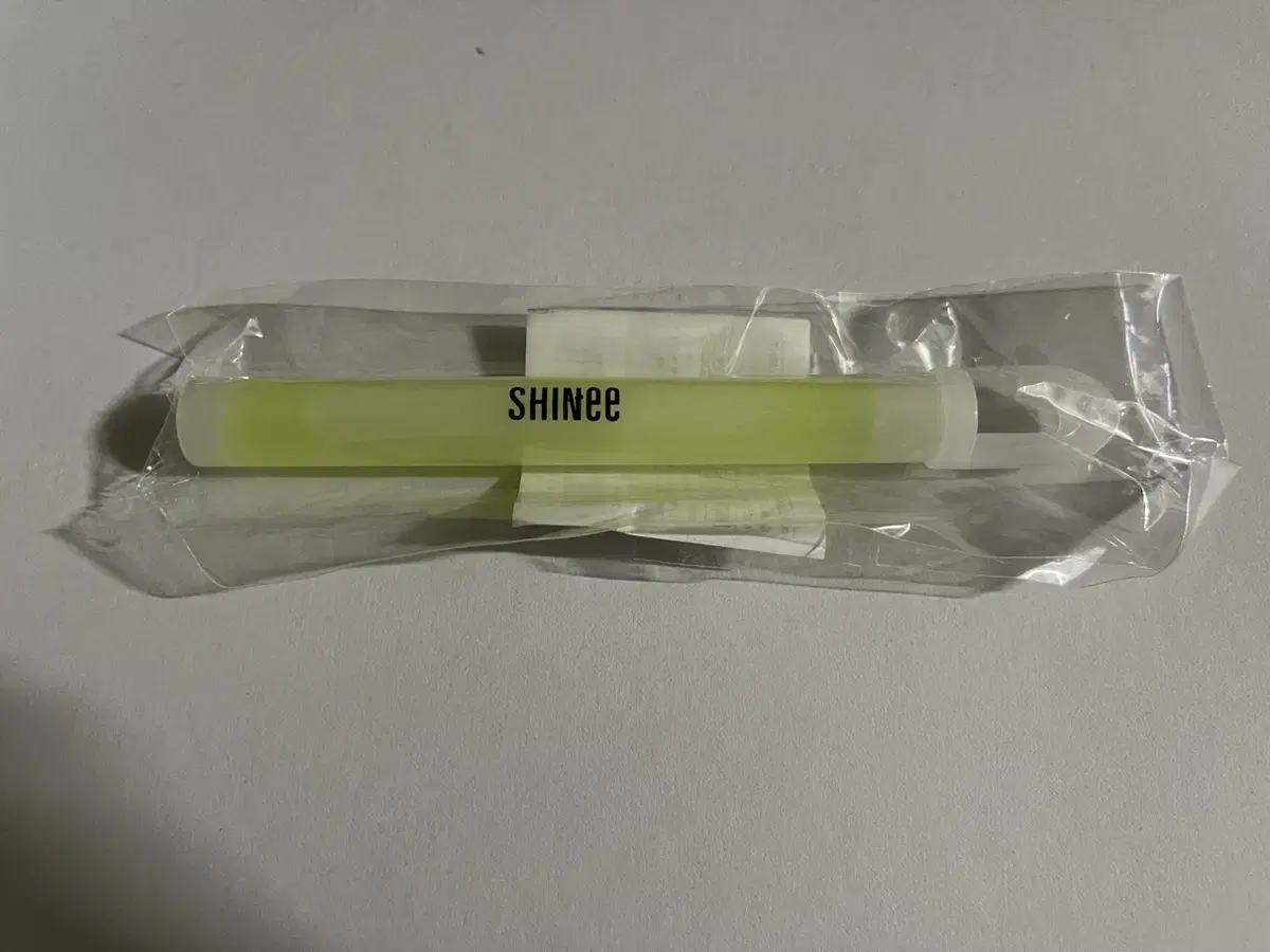 Shinee Disposable Stick Bongs sealed Unused