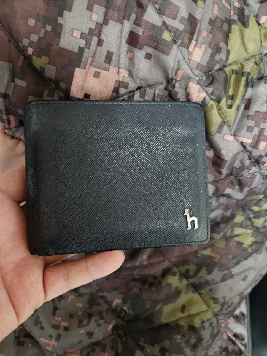 Hedges vahn wallet for sale