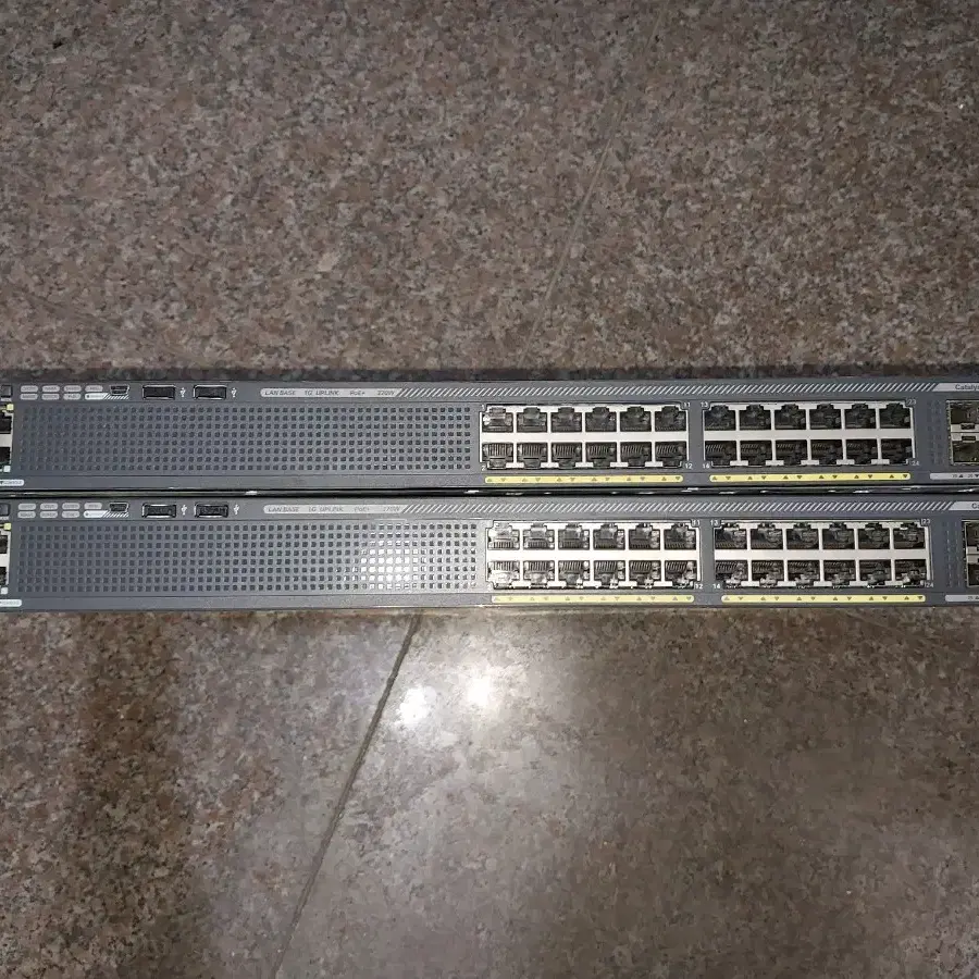 Cisco WS-C2960X-24PS-L 24포트 기가 스위칭