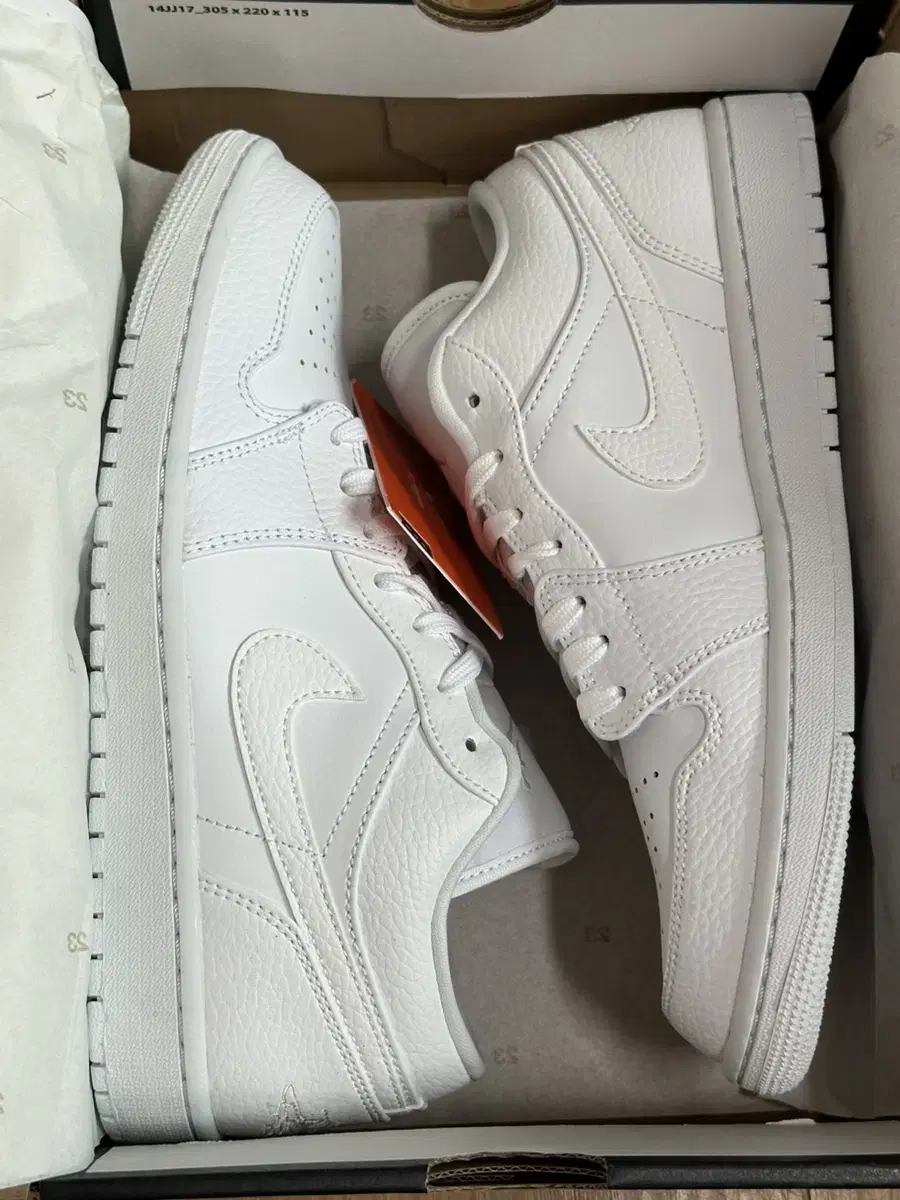 조던 1 로우 올백 jordan 1 low triple white