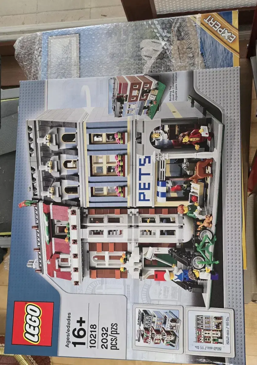 LEGO 10218