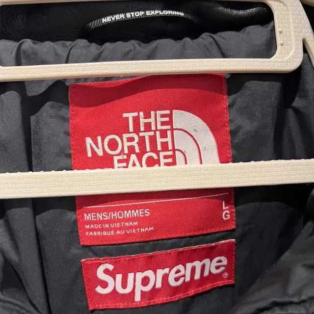 Supreme x Northface 가죽패딩