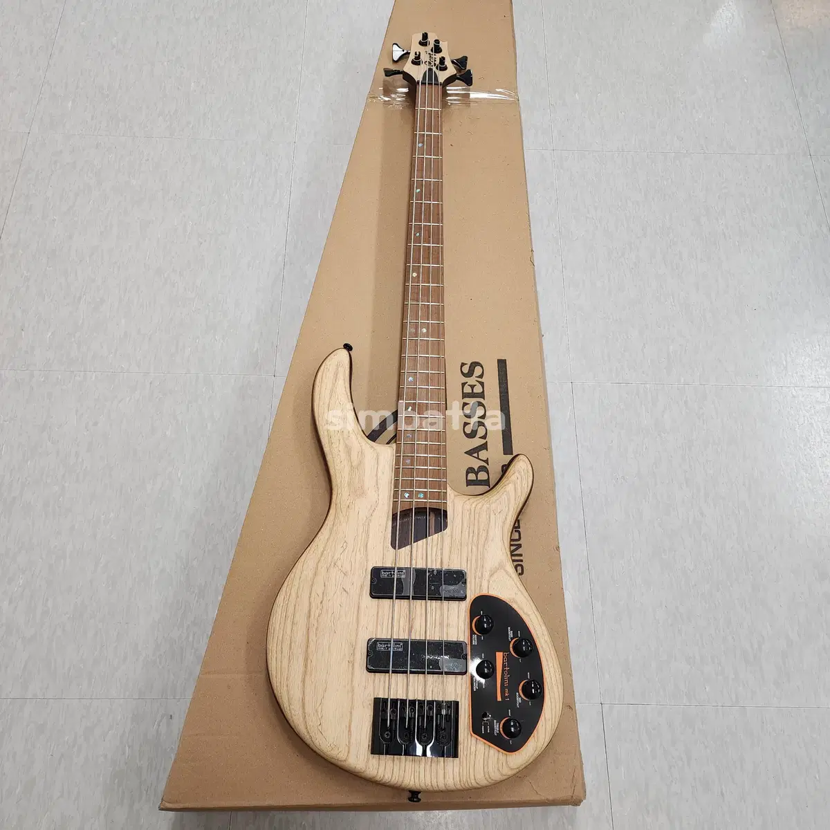 Colt Bass Guitars B4 Element OPN