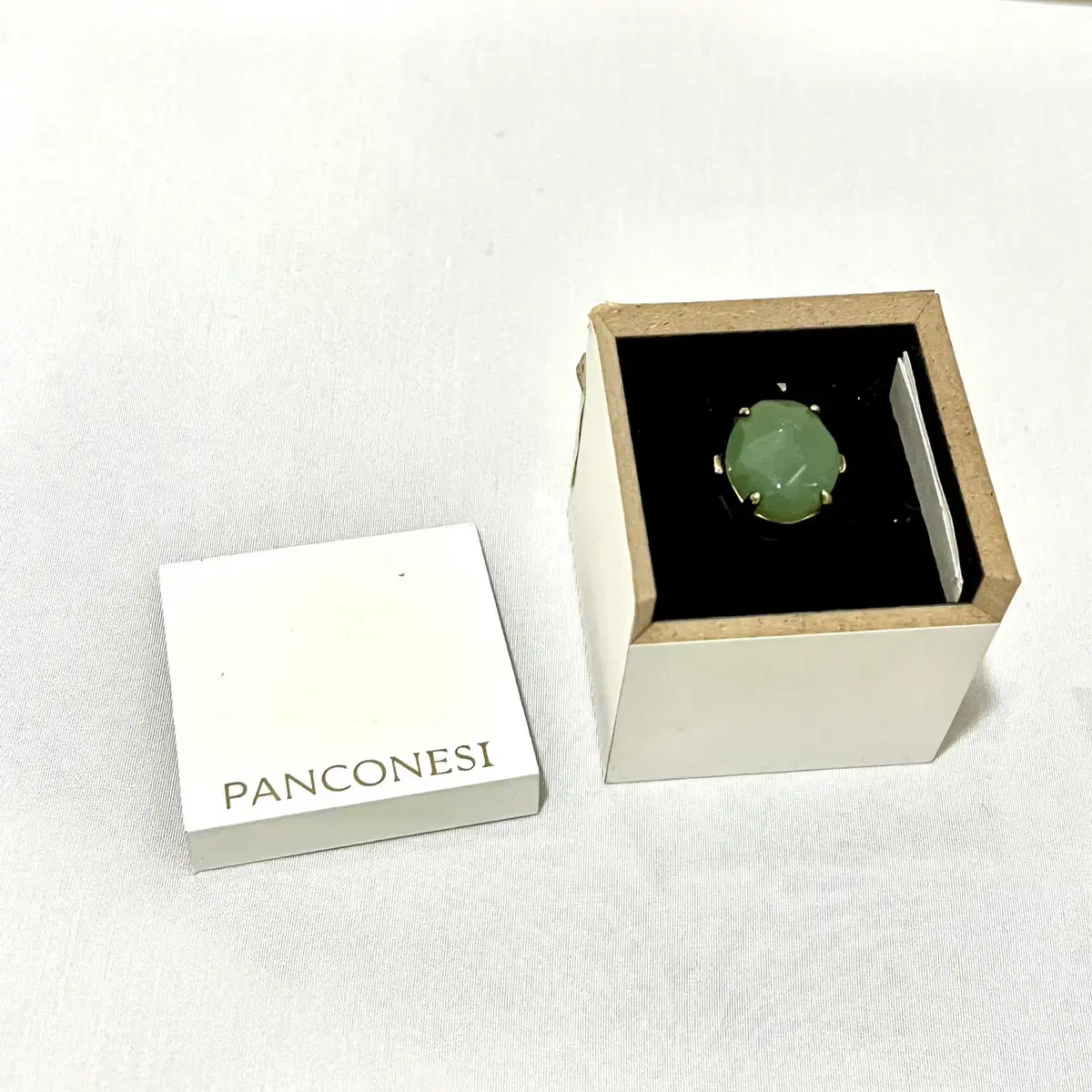 Panconesi pink&green Chevalier ring (핑크오