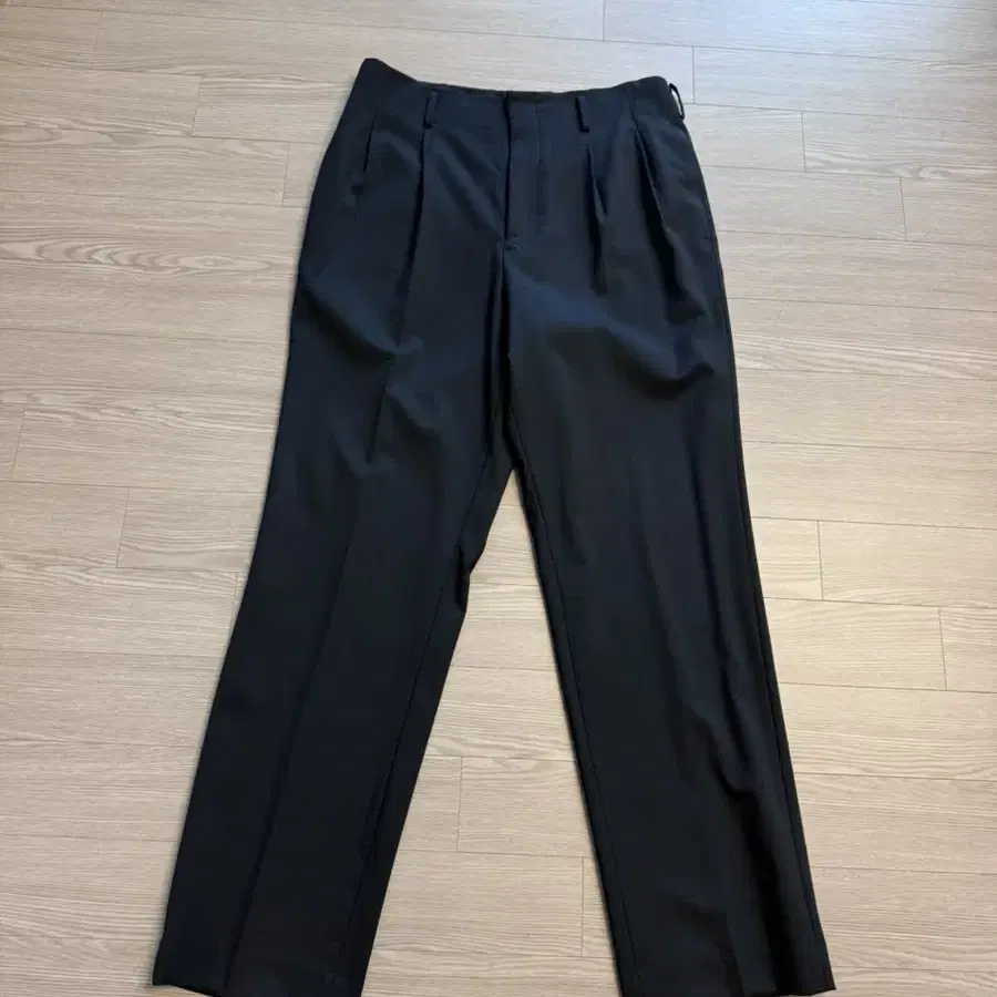 띠어리 Pleated Wool Gabardine Pant 34