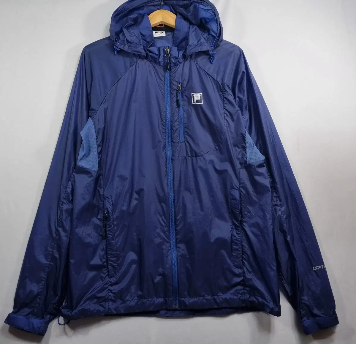 True to size M (95) Wheela Navy Lightweight Windbreaker