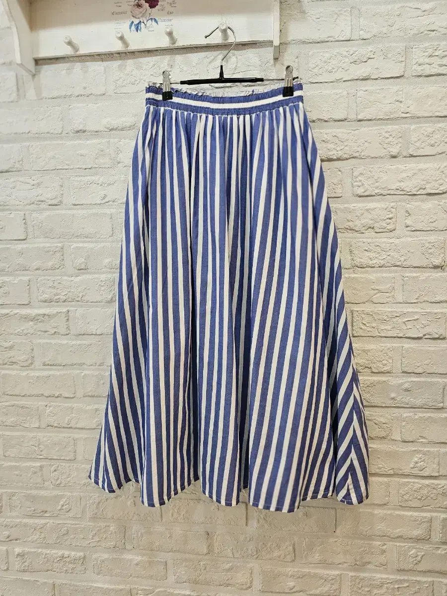 AMERICAN HOLIC Striped Banded Skirt