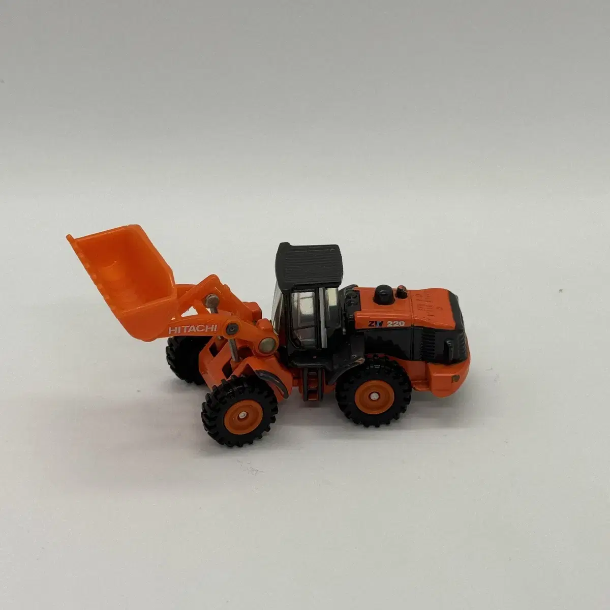 Tomica Bulldozer Minicar