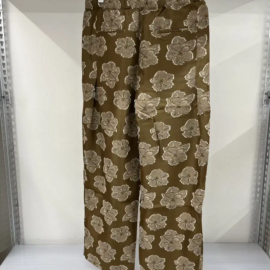 유스 - 3Pleats String Pants (Brown Flower)