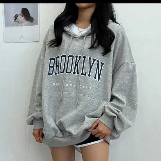 에이블리 BROOKLYN 오버핏 후드티 회색 판매 교신