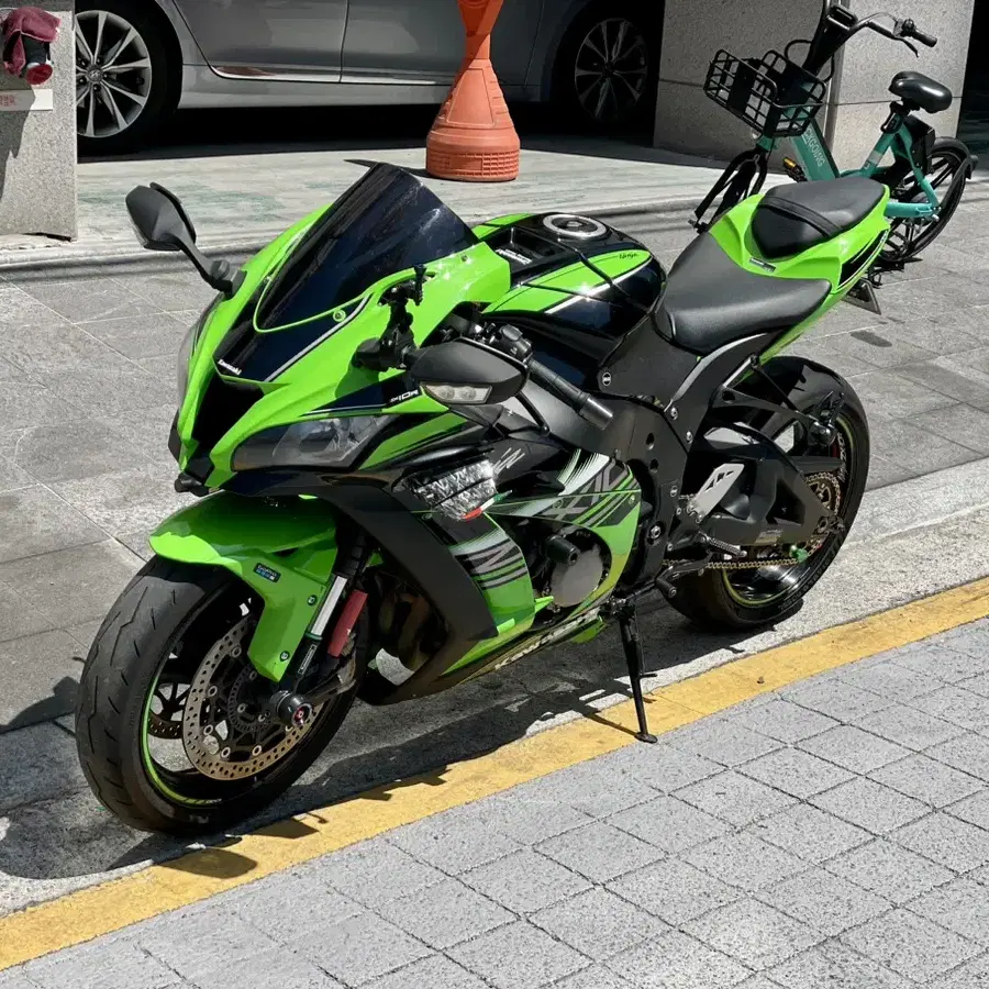 카와사키 zx10r 2017년식 판매합니다