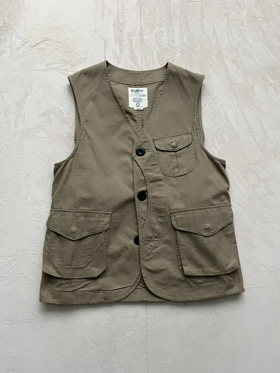 L) Oshikoshi Cotton Vest