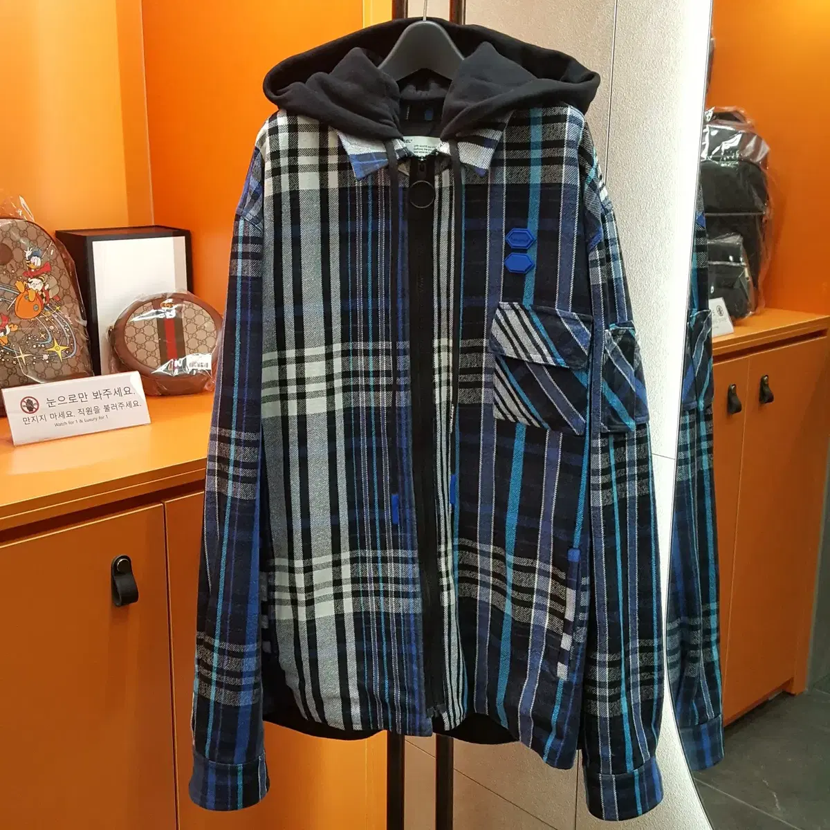 [as new] Off-White bloo Check Hooded Jacket XL