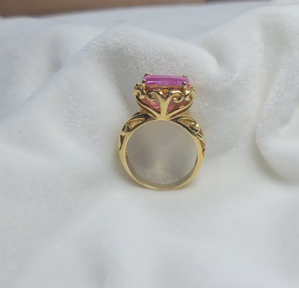 Pink Sapphire and Silver Ring