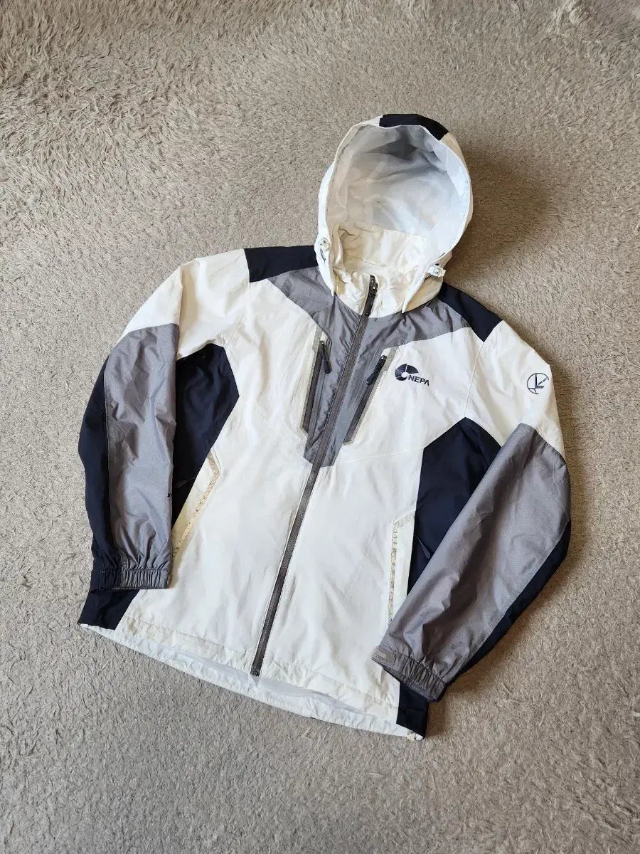 M Nepa Windbreaker