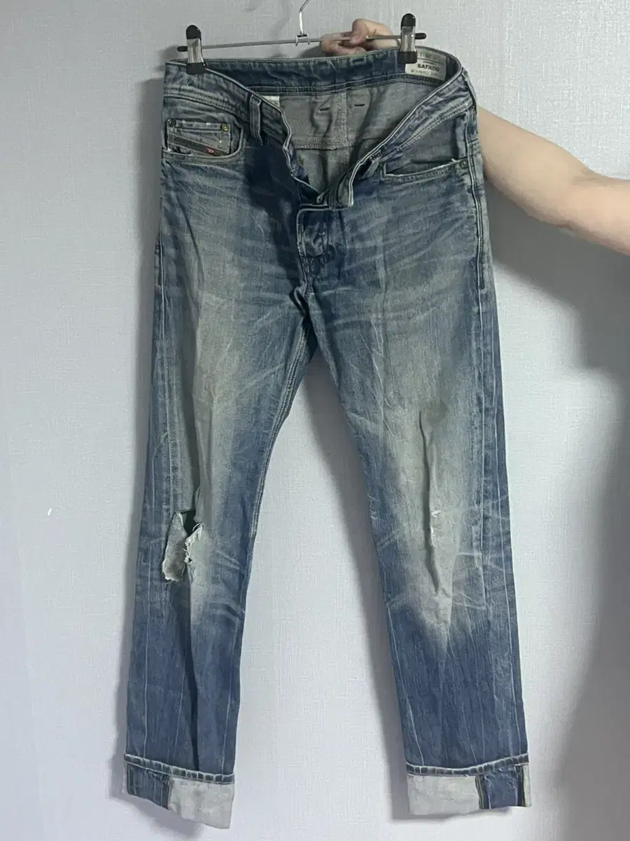 Genuine) Diesel jeans