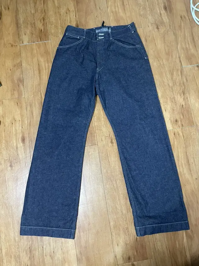 블랙사인 10oz denim string back trouser