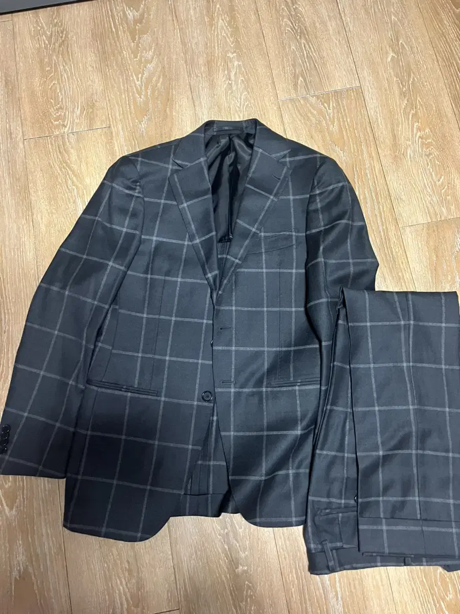 Man-on-the-Boone Check Suit 46/46