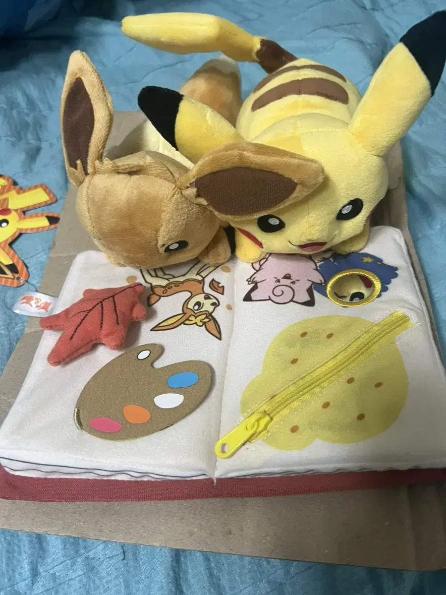 2018 Pokémon Center Pikachu Eevee Doll