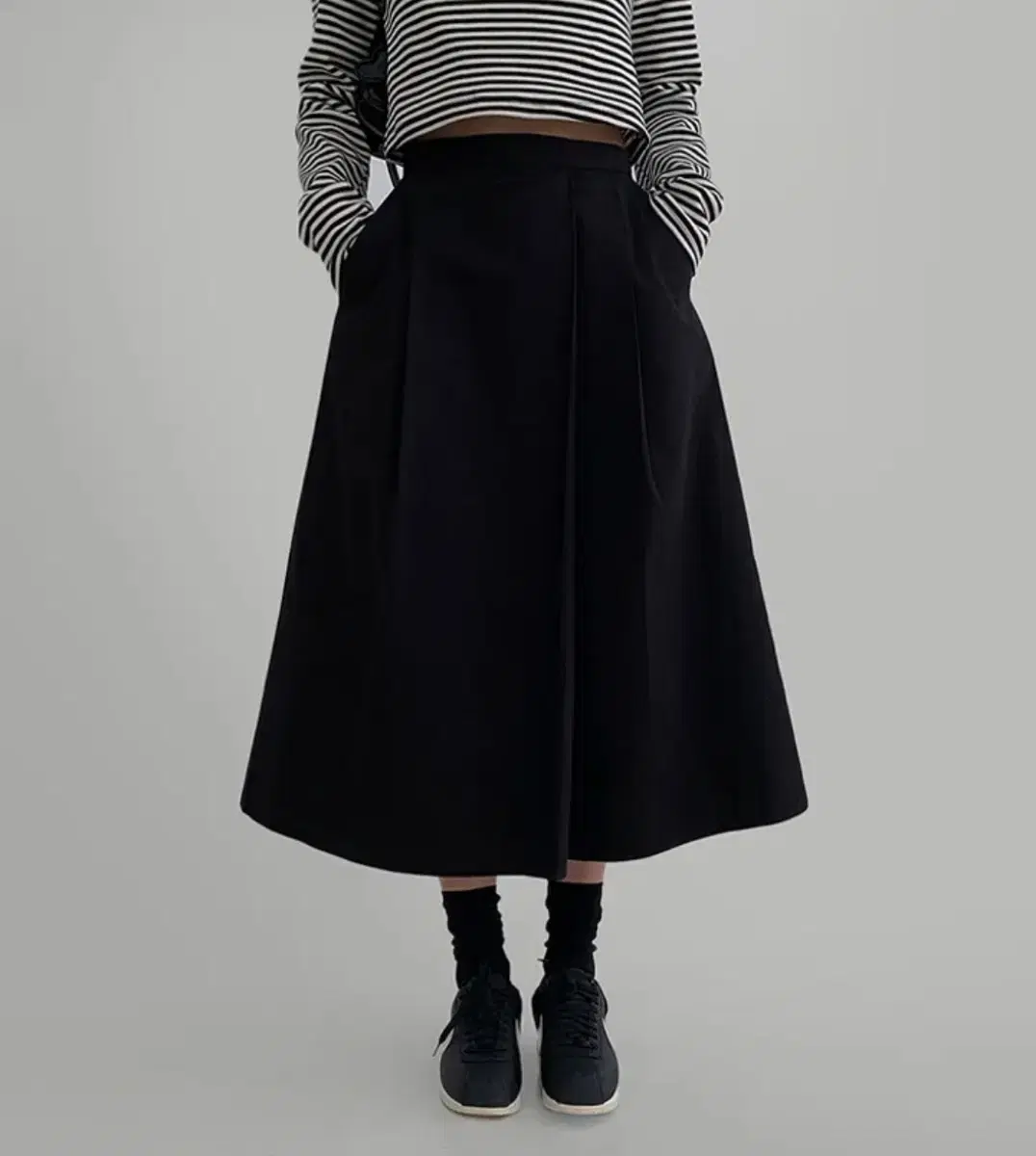 Laroume flowing skirt F/W