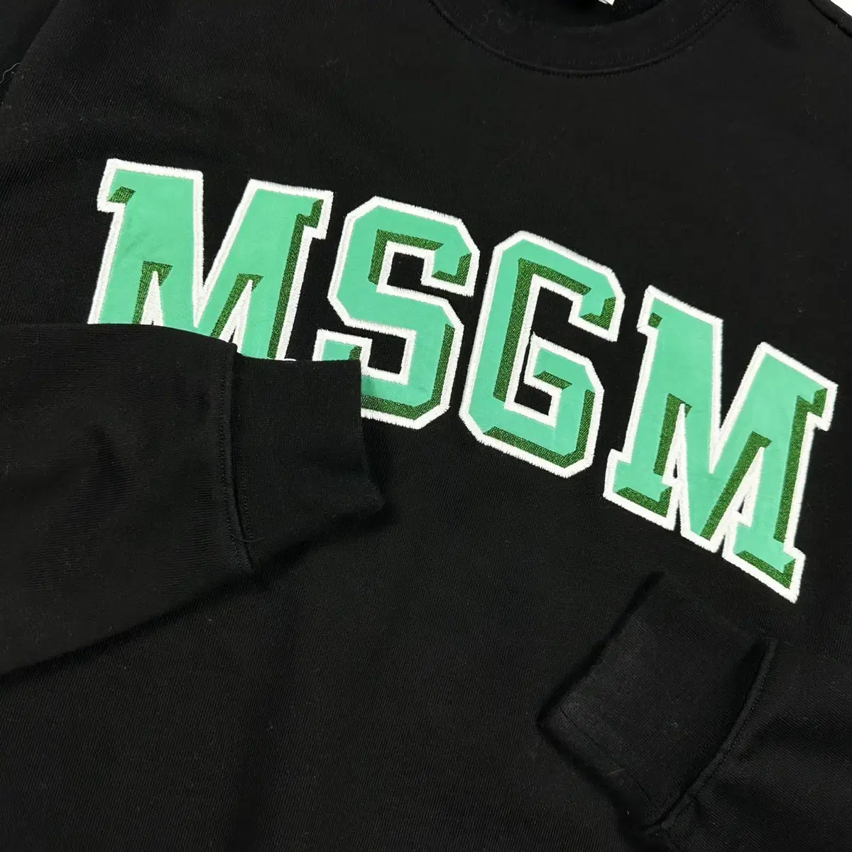 MSGM 그린 패턴 로고 블랙 맨투맨 (실측 M 여성추천)