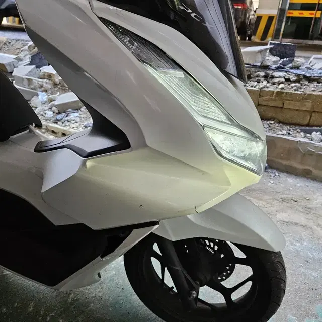 pcx 21년식