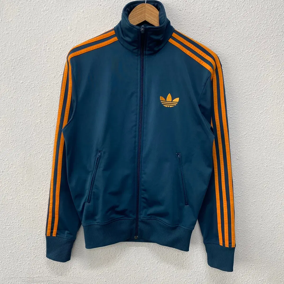 [85] Adidas Firebird Track Top N1945