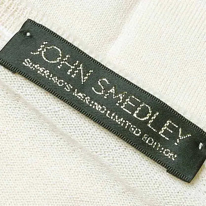 존 스메들리 [John Smedley] 수퍼140's 리미티드 브이넥니트