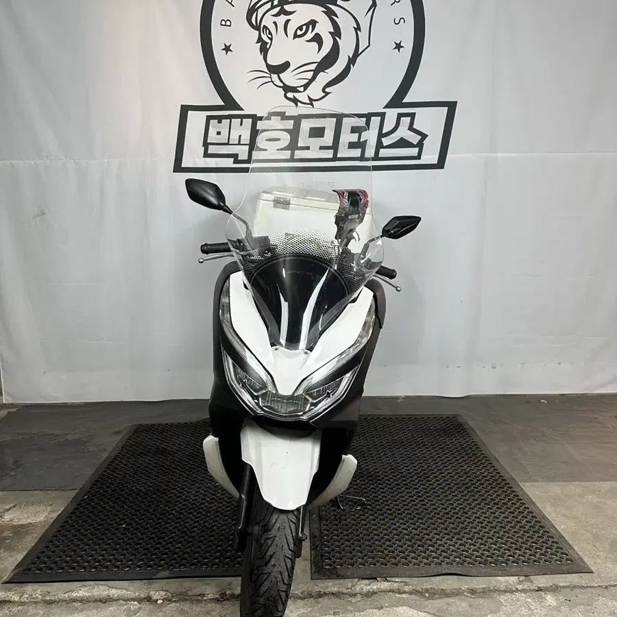 엔진보링된 20년식 pcx 가성비