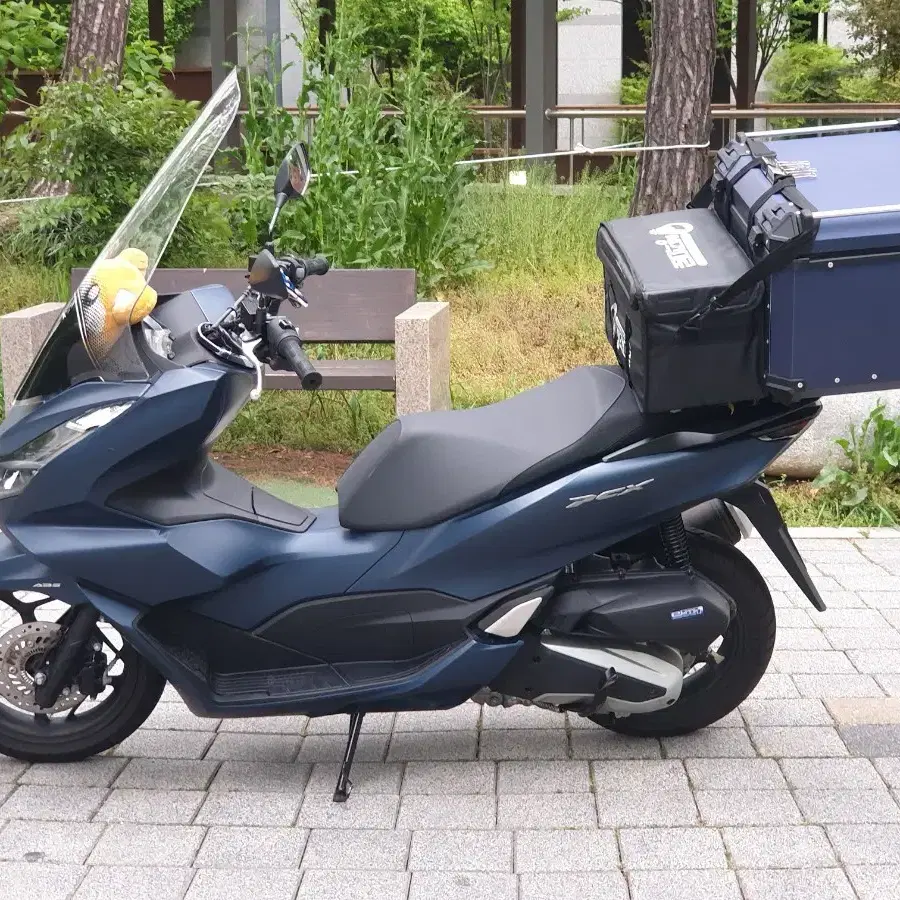 혼다 2023년식 PCX125 판매합니다