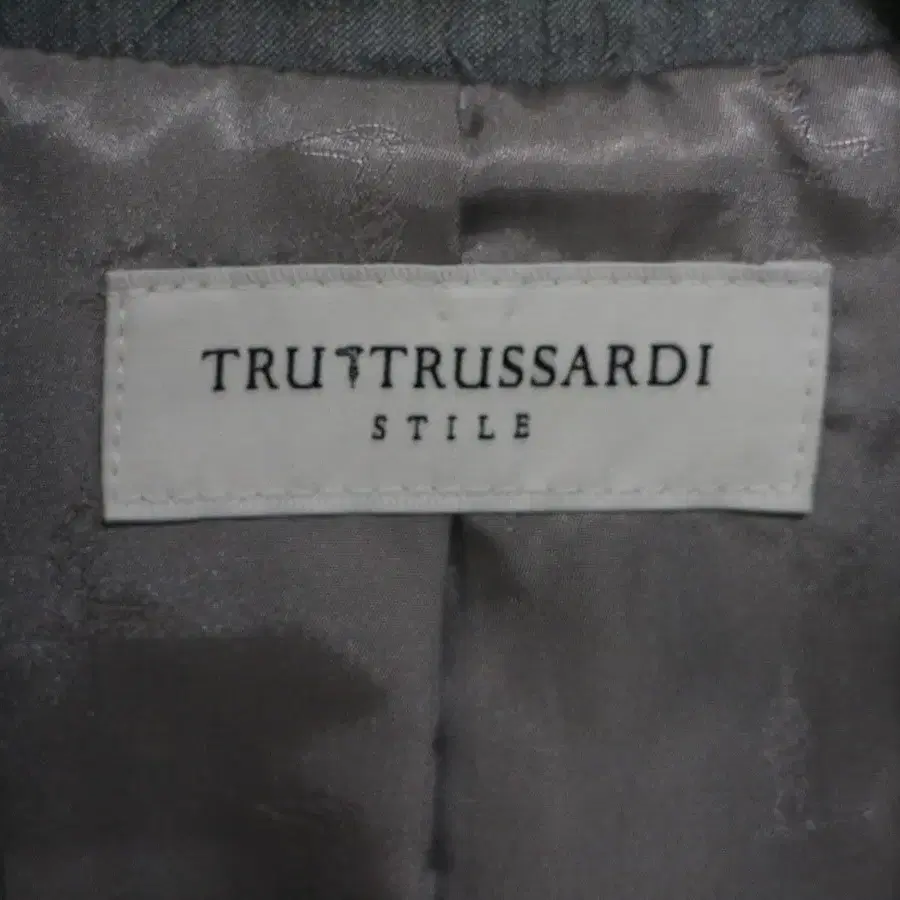 TRUSSARDI 린넨X코튼 우먼 블레이저 팝니다.