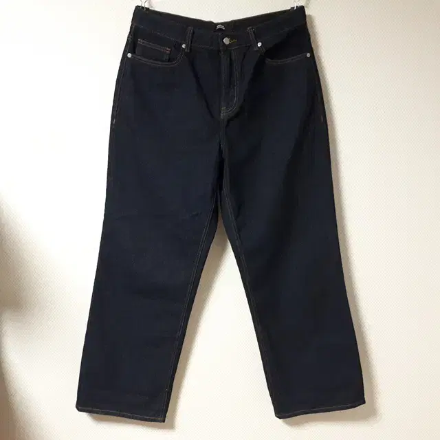 33/Shirtless Standard Wide-Fit Jeans/33-281