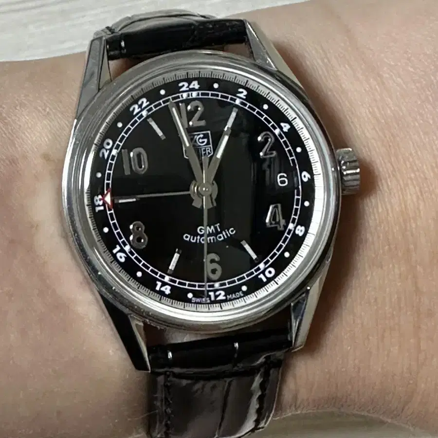 태그호이어 Carrera GMT