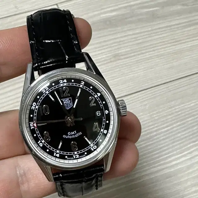 태그호이어 Carrera GMT