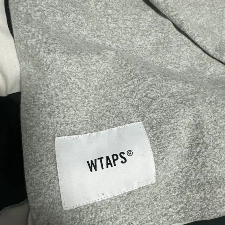 wtaps 롱 슬리브