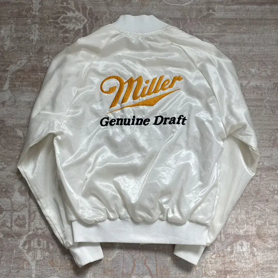 Miller varsity jaket (100-103)