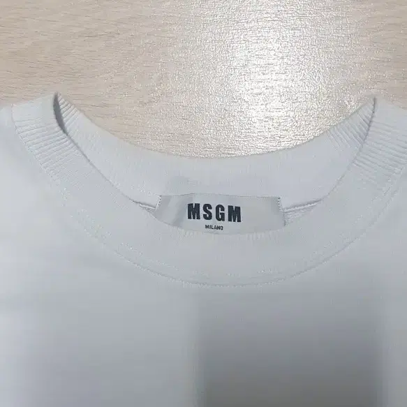 MSGM 엠에스지엠  화이트 맨투맨  L