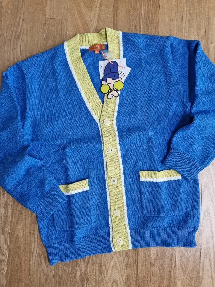 Men's bom cardigan 100 size new for sale