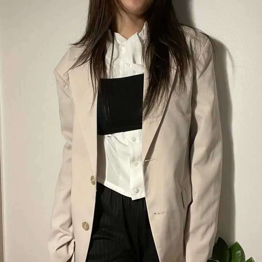 two button jacket