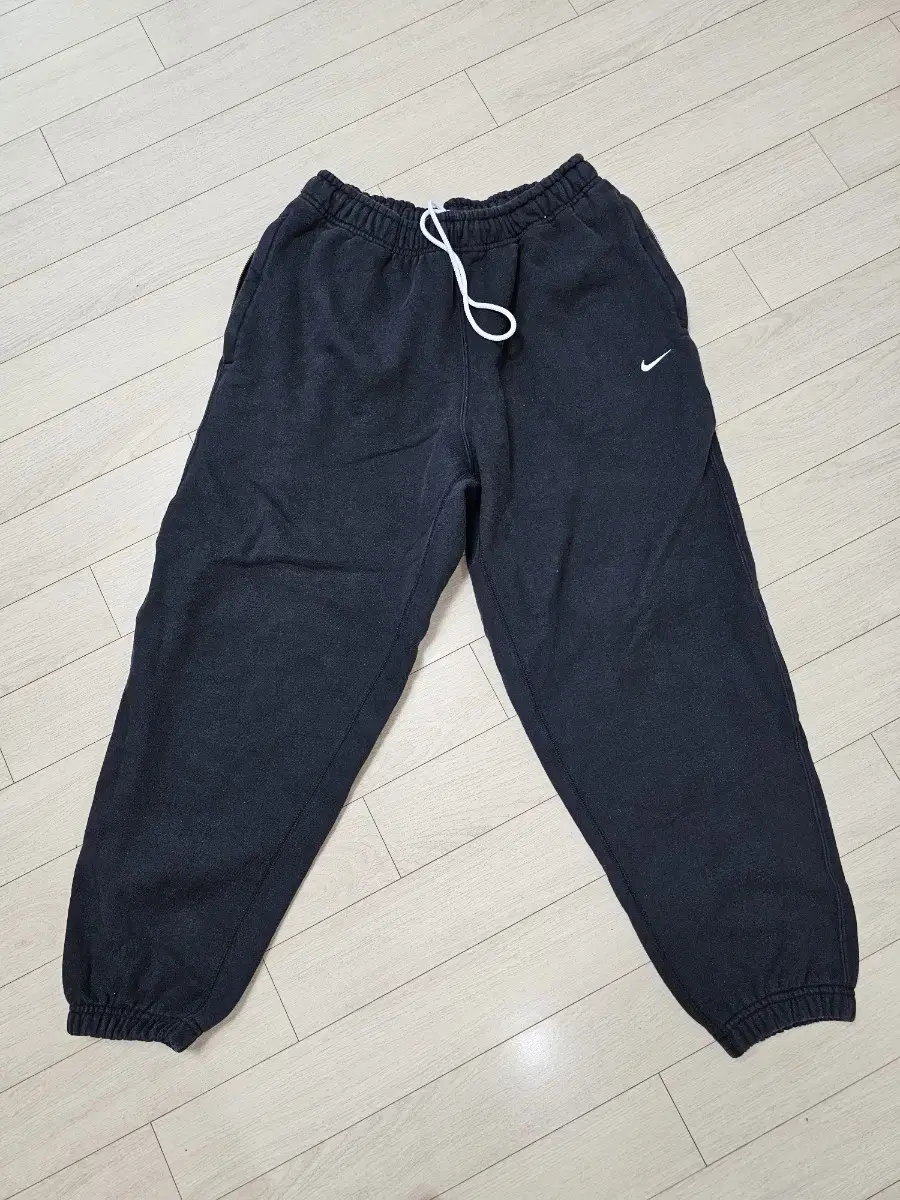 Nike NRG Solo Swoosh Men's Fleece Pants DA0330-010