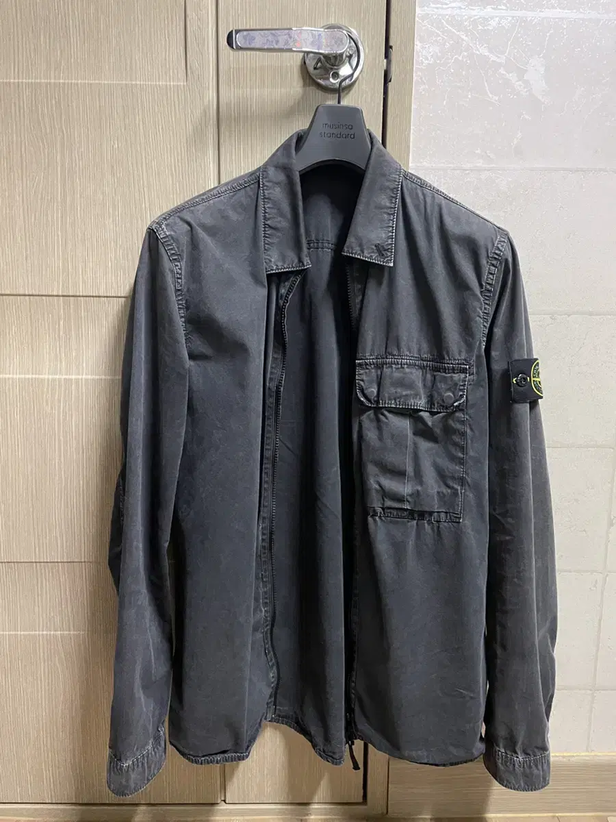 M) Stone Island 19fw Olde Effect Overshirt 7115115WN