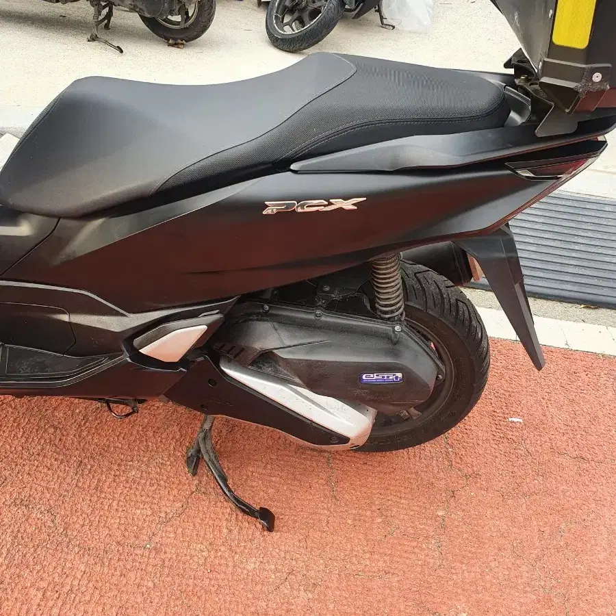 PCX125 21년식 ABS 팝니다