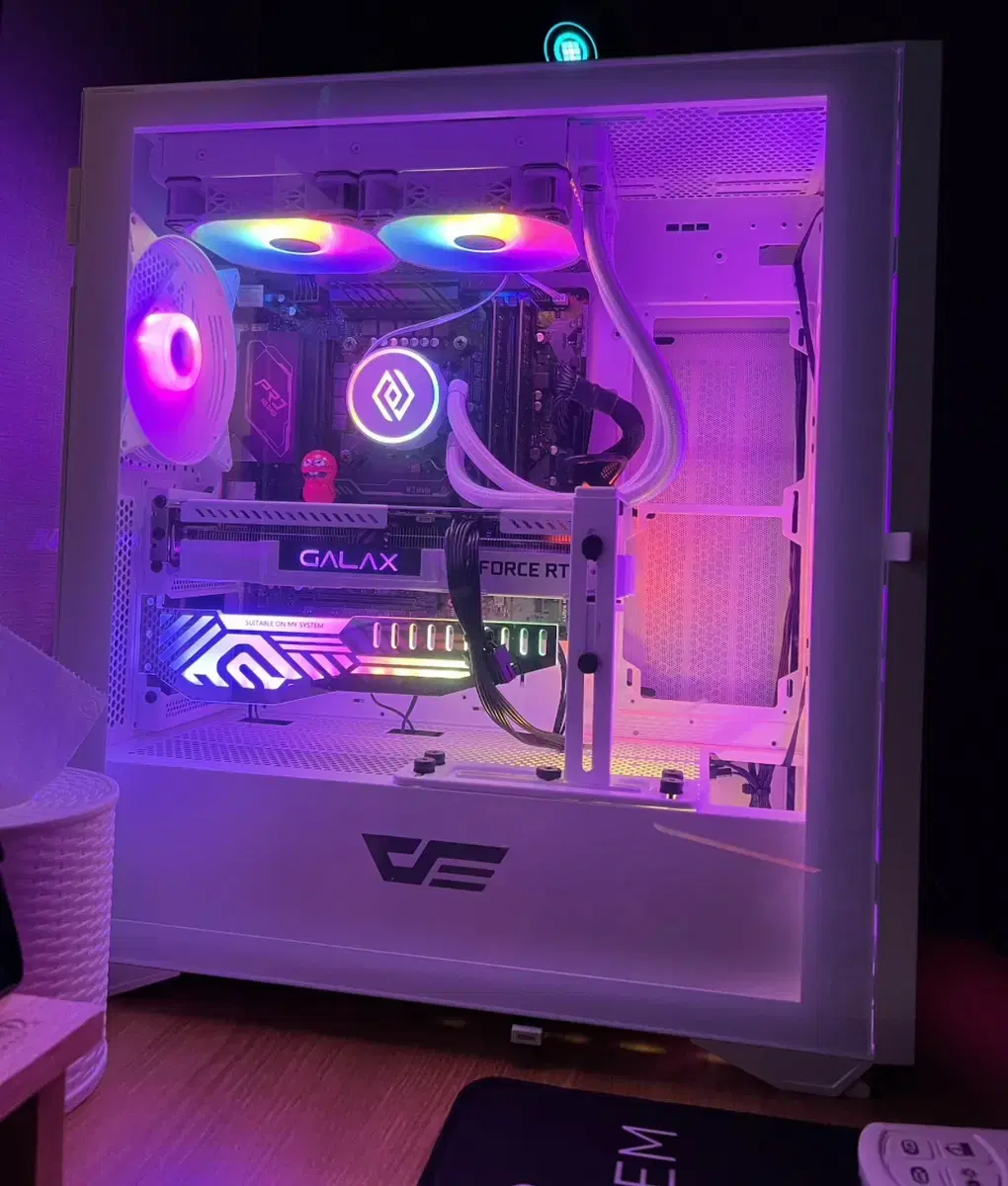 i7.rtx3060 white computer body