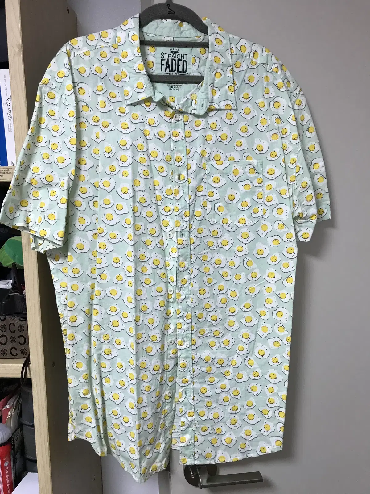 Dr. Jay's Fried Egg Printed Vahn Short SleeveSouth