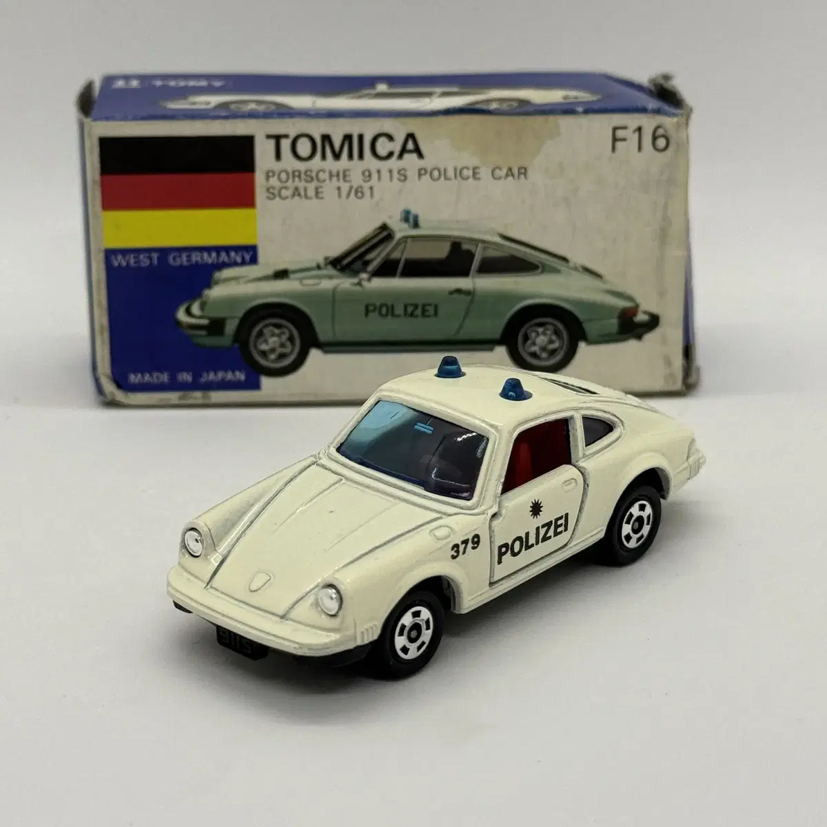 Old Tomica Porsche Vintage