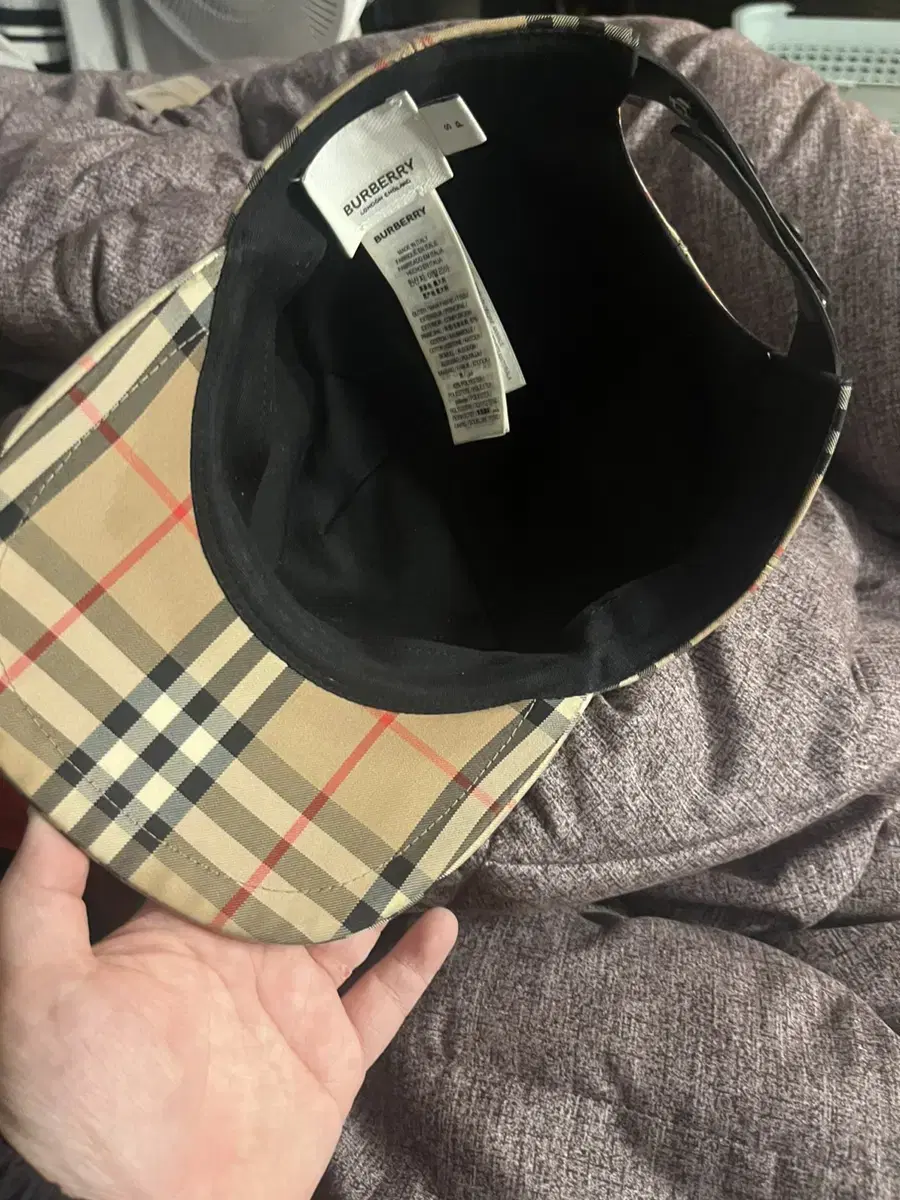 Burberry Ballcap S