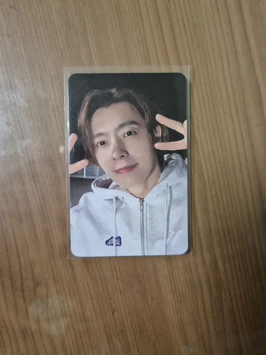 Super Juniors donghae 18th Anniversary Photo Card photocard WTS